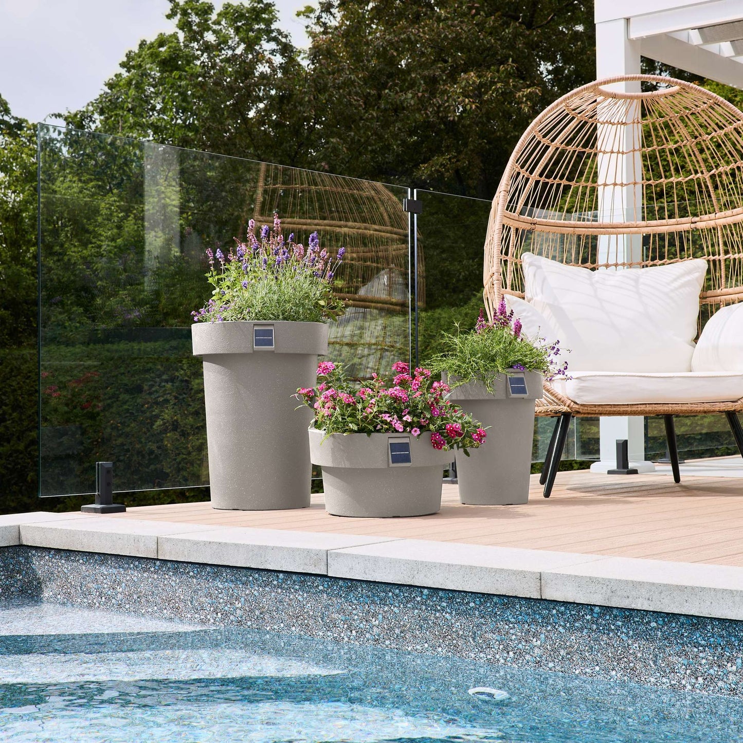 Grand pot solaire 18 po avec éclairage d’ambiance