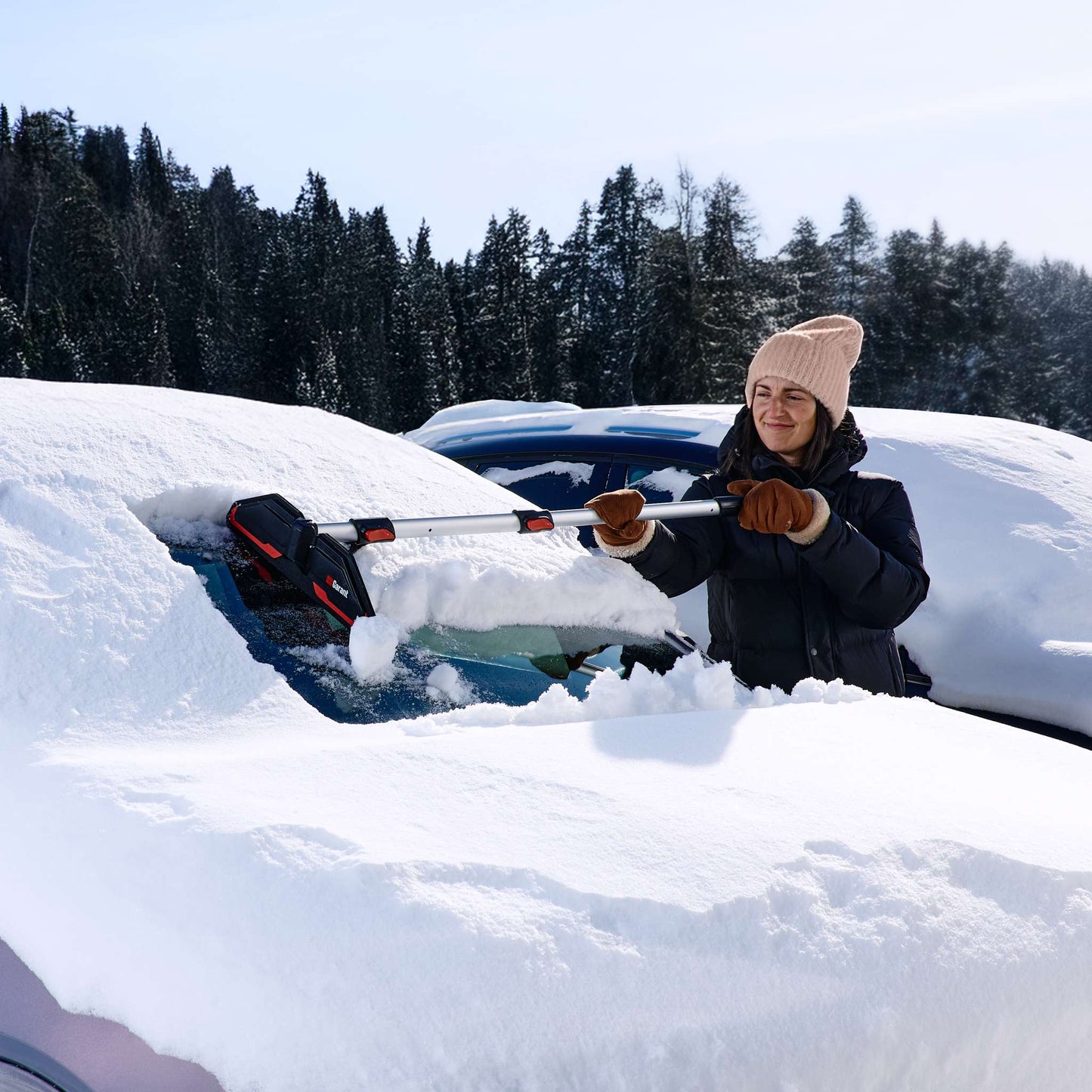 44" Telescopic Snow Brush with Non-Scratch Folding Head