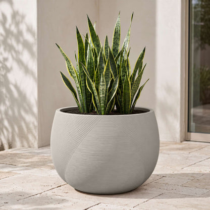 22" Gavin Planter