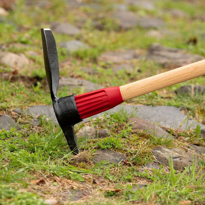 Pic et pelle combinés